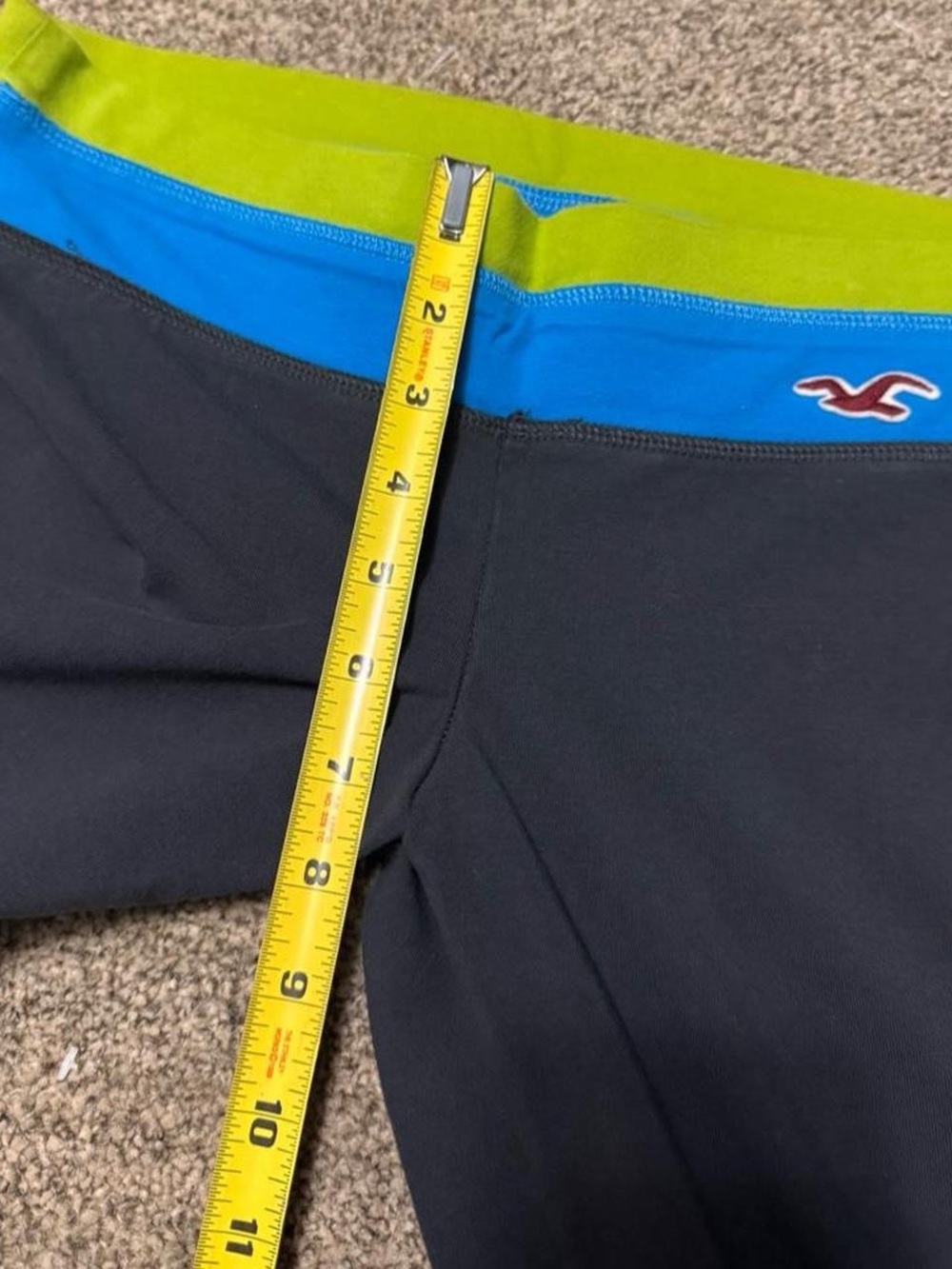Hollister Co. y2K grey leggings with green and blue waistband - Picture 6 of 8